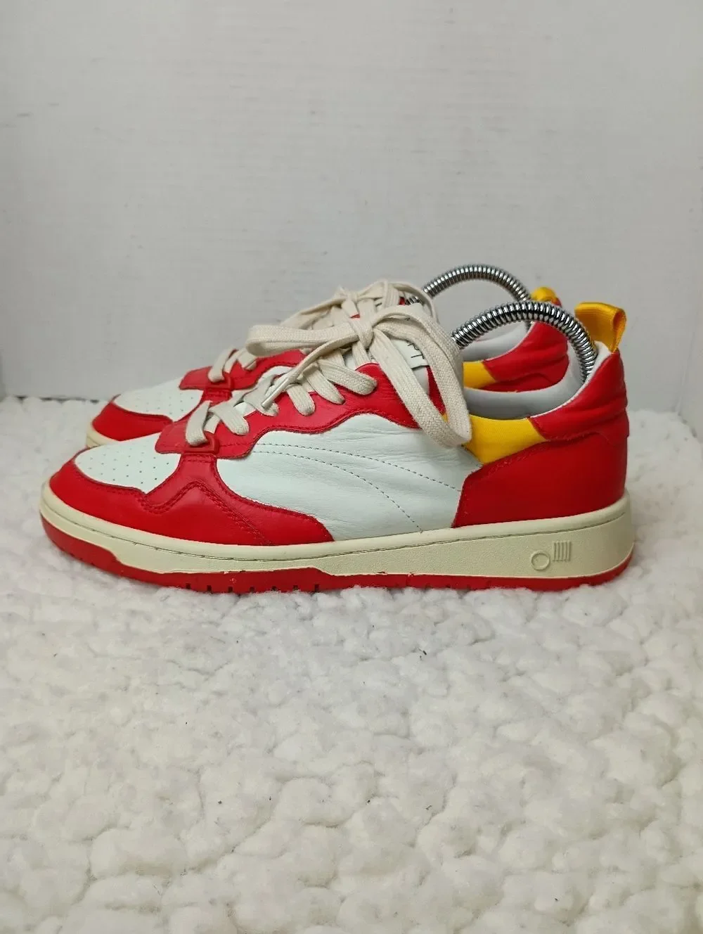 Oncept Phoenix Low Top Sneaker Retro Red Leather Women's 8.5 Luxury Casual Shoes